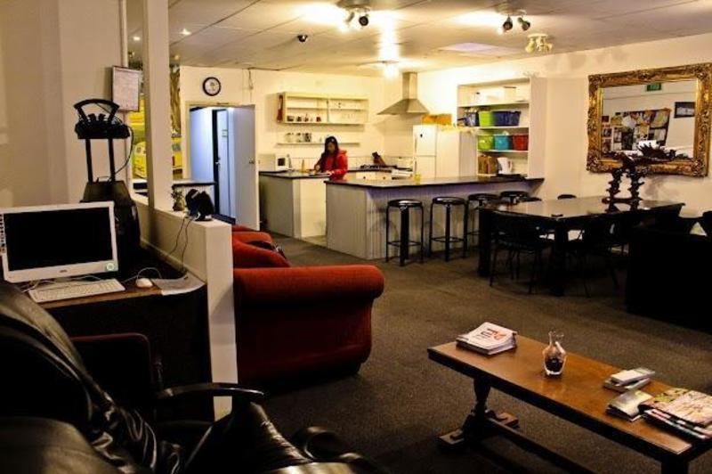 Albergue Eagles Nest Backpackers Hamilton Exterior foto